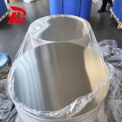 カスタムサイズ アルミニウム円 0.3-6mm 厚さ 100-1000mm 直径 CC DC 材料 1050 1060 3003 合金 クラック耐久 調理用具やランプカバーの深層画