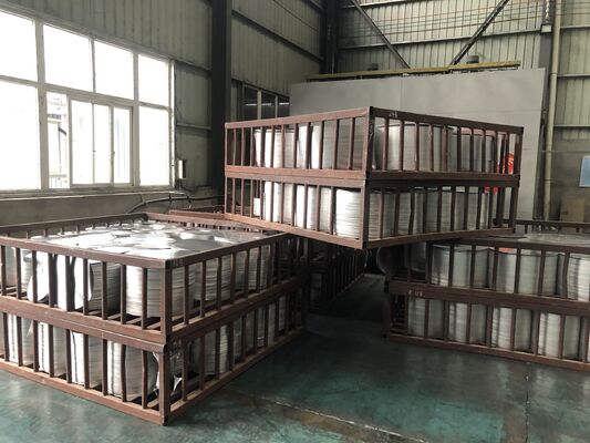 シルバー1050 アルミニウム円 80-1600MM 直径0.3-6.0MM 厚さ 照明反射器