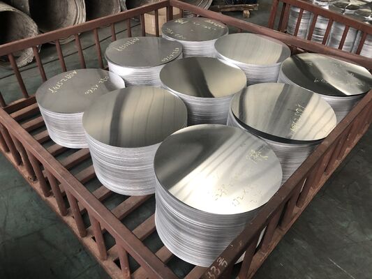80-1600mm直径と0.3-6mm厚さのキッチン用品のためのカスタマイズ可能なアルミディスクと円